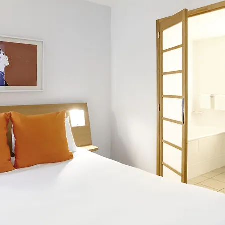 Novotel Park Hotel 4*