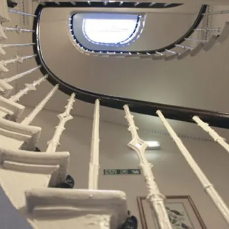 Regent House - Centre Edinburgh