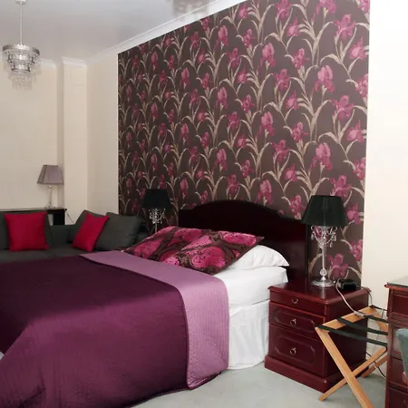 Thistle 3*