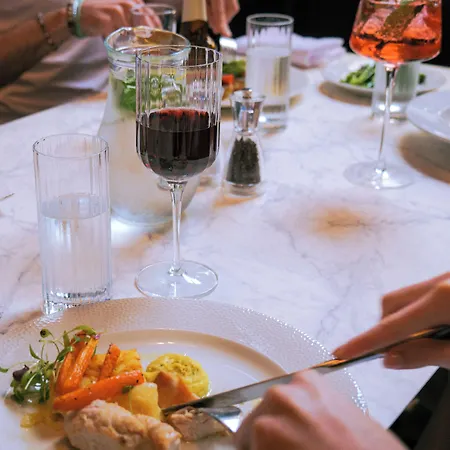 Hotel Apex Waterloo Place 4*