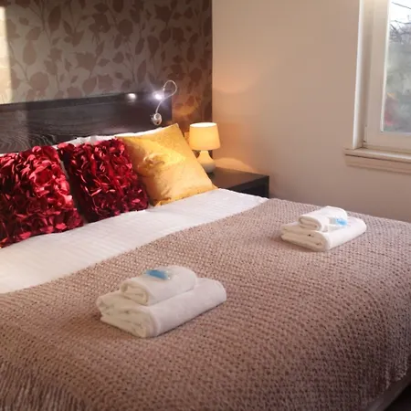 Victoria Park House Edinburgh