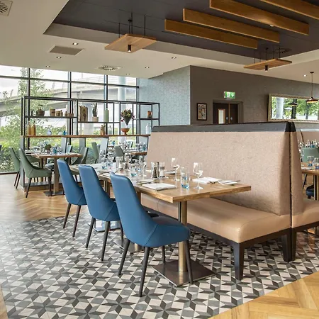 Hotel Novotel Park 4*