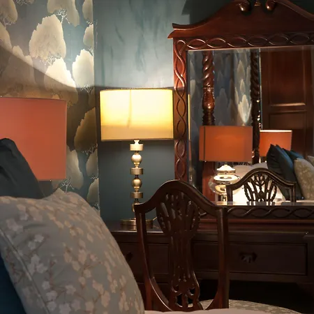 No11 Boutique & Brasserie 4*