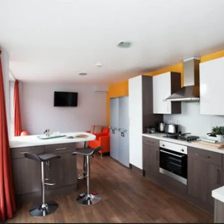 Unite Students - Sugarhouse Close - Royal Mile *