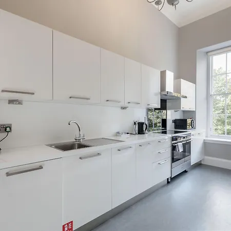 Destiny Scotland - Q-residence *