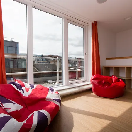Apartment Destiny Student - Cowgate