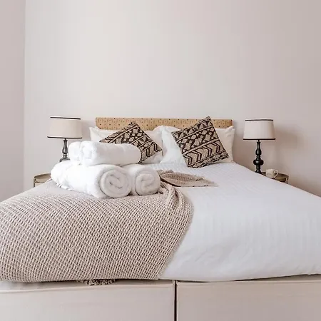 Stylish Portobello Flat Near With Free Parking And Fast Wifi Эдинбург