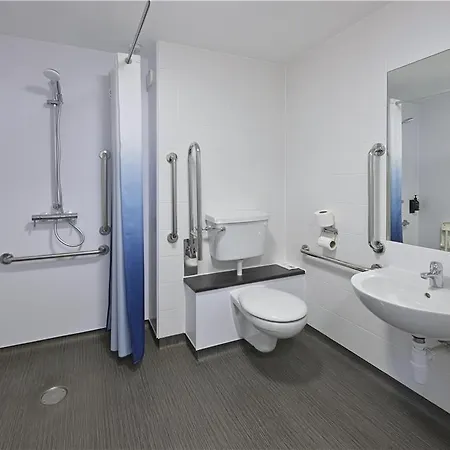 Travelodge Airport Ratho Station Hotel
