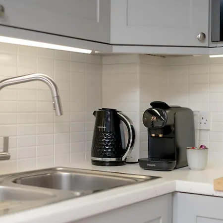 Apartament Pass The Keys Spacious Bright Modern Flat Edynburg