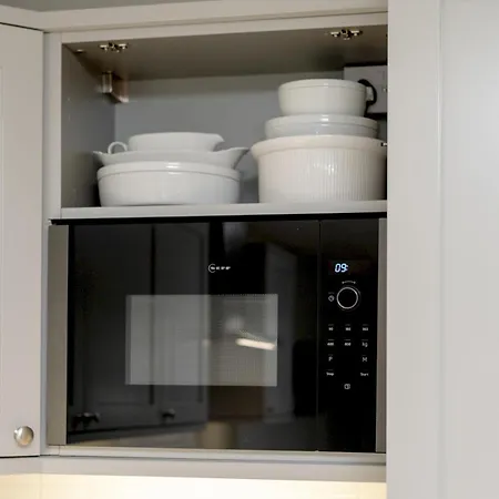 Pass The Keys Spacious Bright Modern Flat