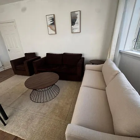 4br Near Airport & Centre Free Parking Edinburgh