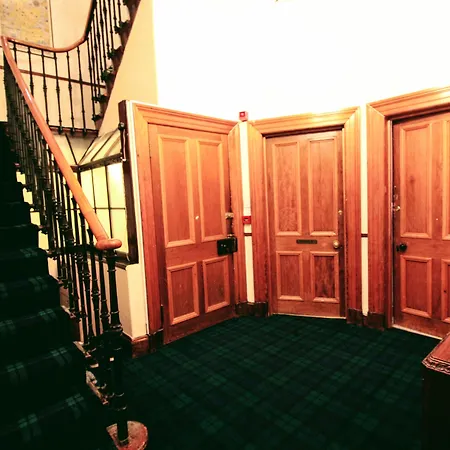 Bed and breakfast Airdenair 3*