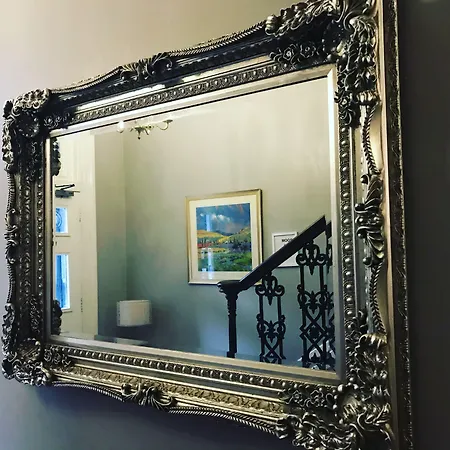 Ardenlee בית הארחה