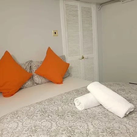 The Cumberland Townhouse شقة *