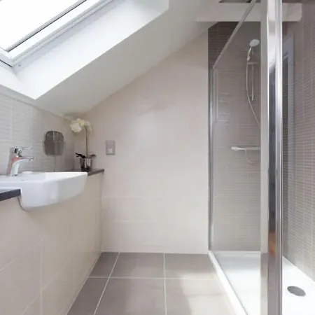 Joivy Trendy 1-bedroom Main Door House In New Town Vakantiehuis