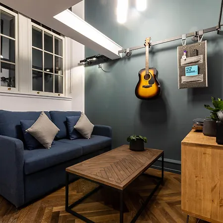 Brewdog Doghouse