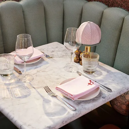 Szálloda Gleneagles Townhouse 5*