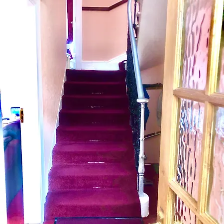 بيت ضيافة Dalry إدنبرة