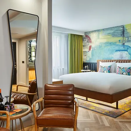 Nyx Hotel
