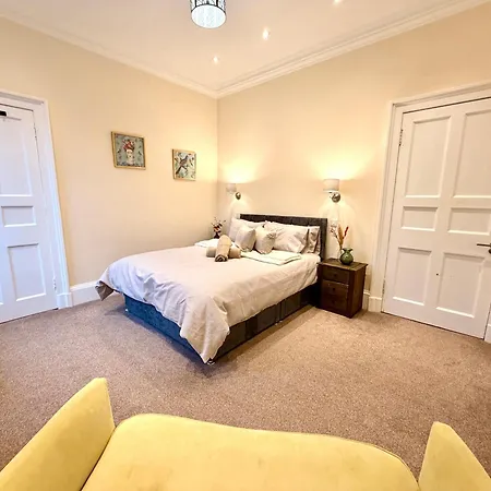 Georgian Luxury - Fast Broadband Wifi - Parking Available Appartement Edinburgh