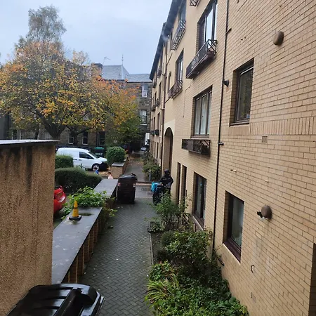 Free Parking Urban 2br Apartmán