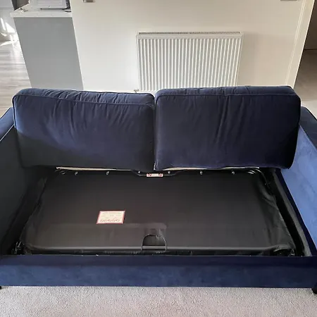 Modern Loft Style In Converted Church 호텔