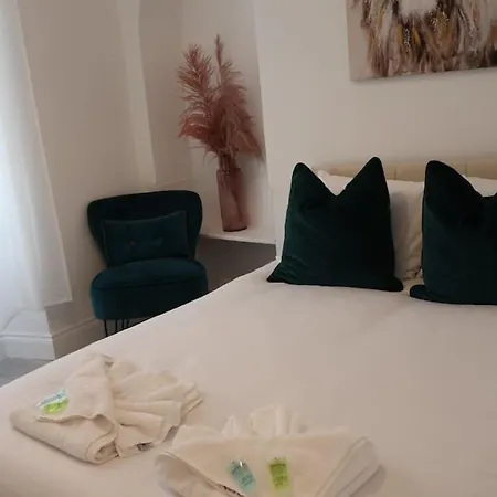 דירה Elegant 3br At Haymarket