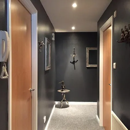 Luxury Boutique Flat, Sleeps 4 Wfree Parking