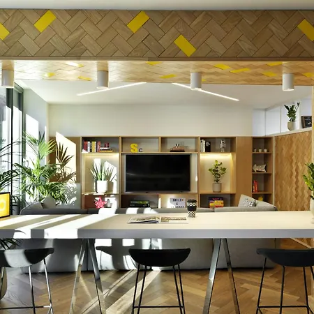 Apartamento For Students Only At Sc Edimburgo