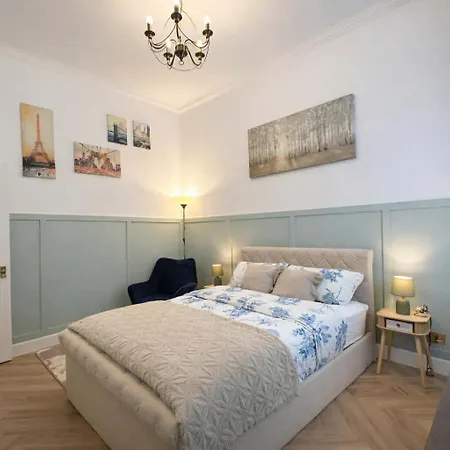 アパート The Barony Fox