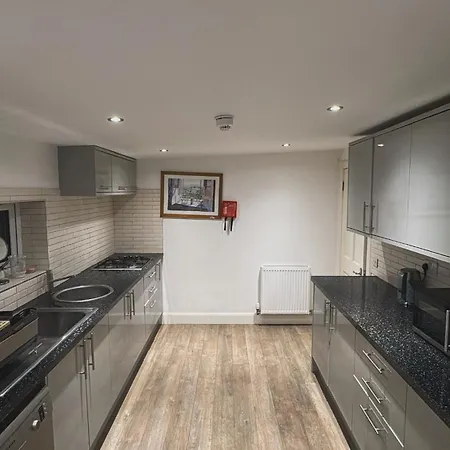 Hotel West Edinburgh