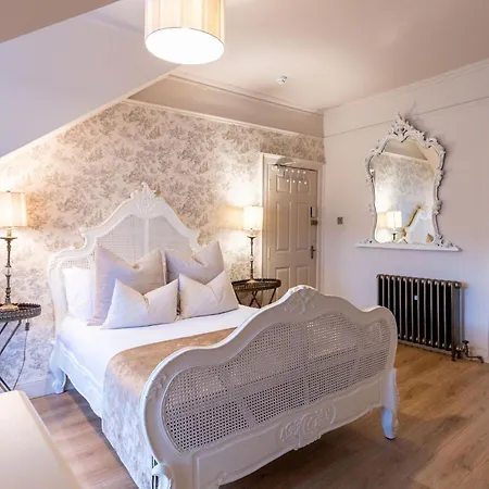 38 Bide Collective Pensionat Edinburg