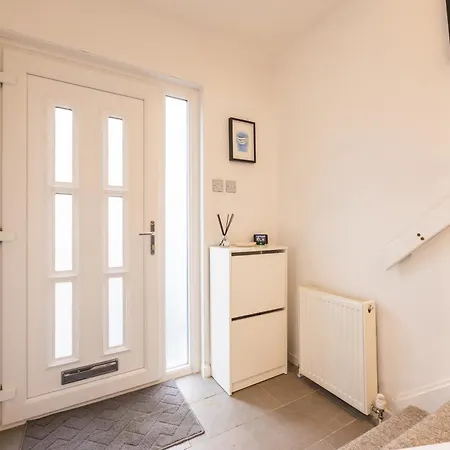Bright 1-bed With Garden Near Braid Hills Golf Course Сasa de vacaciones