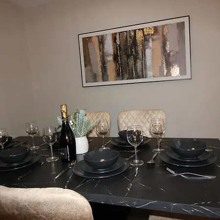 דירה West Luxury 5 Bedroom אדינבורו