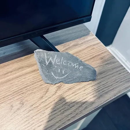 Lovely Quiet Flat Near Centre Апартаменты *