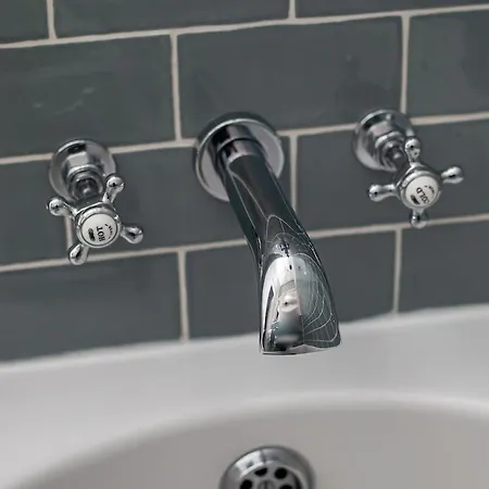 Victorian - Centre - Free Car Space דירה