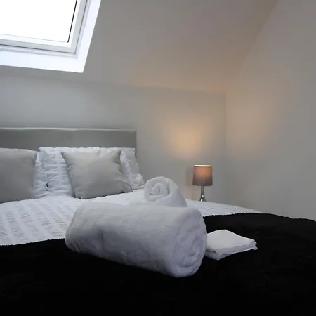 דירה West Luxury 5 Bedroom