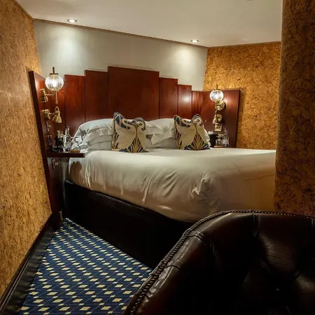 Ocean Mist Leith 호텔 4*