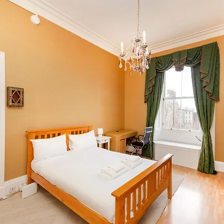 Stylish Southside Flat Near Old Town * Εδιμβούργο