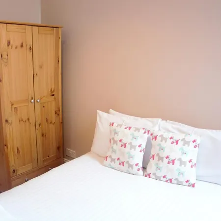 公寓 Elm Row Spacious And 爱丁堡