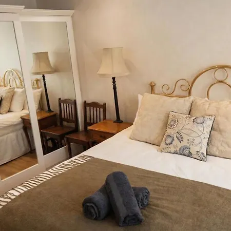 Be In The Front Row - Royal Mile 3 Bedroom Апартаменты *