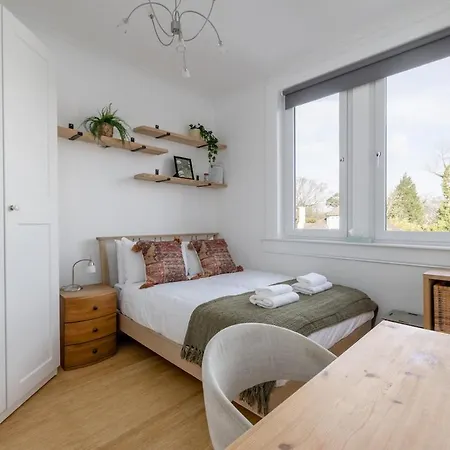 Apartment Barnton Grove Getaway *