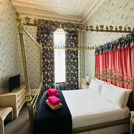 Hotel Eliza House