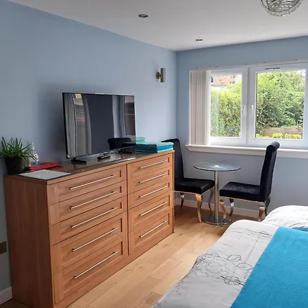 The Retreat Edinburgh, 2-minute Walk To Bus Stop Edimburgo