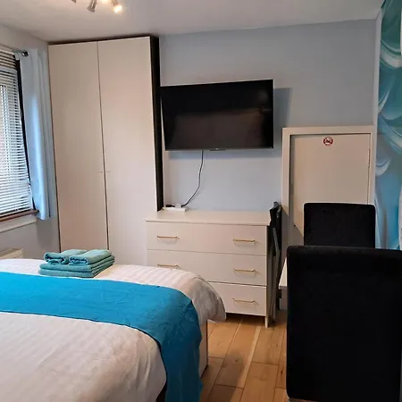 Habitación en casa particular The Retreat Edinburgh, 2-minute Walk To Bus Stop *