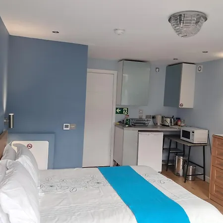 Habitación en casa particular The Retreat Edinburgh, 2-minute Walk To Bus Stop *
