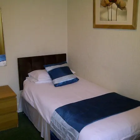 The Northfield House 3*