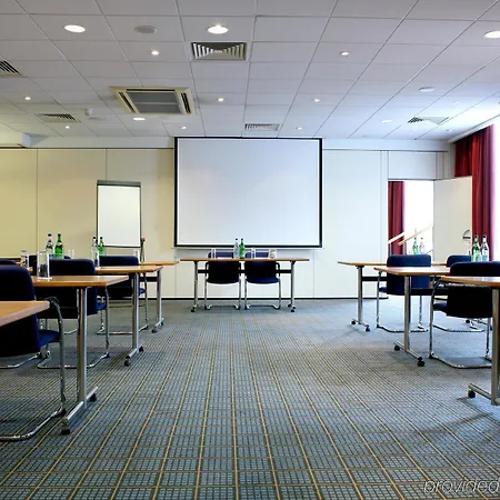 Express West By Ihg 3*