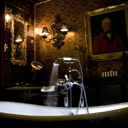 Отель The Witchery By The Castle 5*