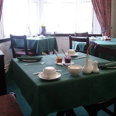 阿陈瑞轩宾馆 4*